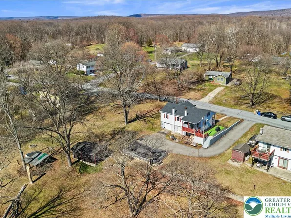 407 Jones St, Mount Bethel, PA 18343