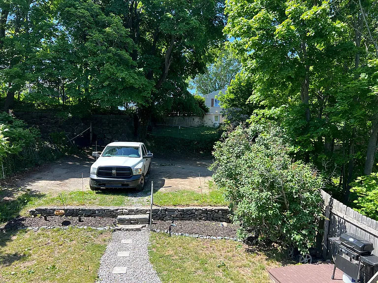 13 Forest Ave #2 — Photo 7