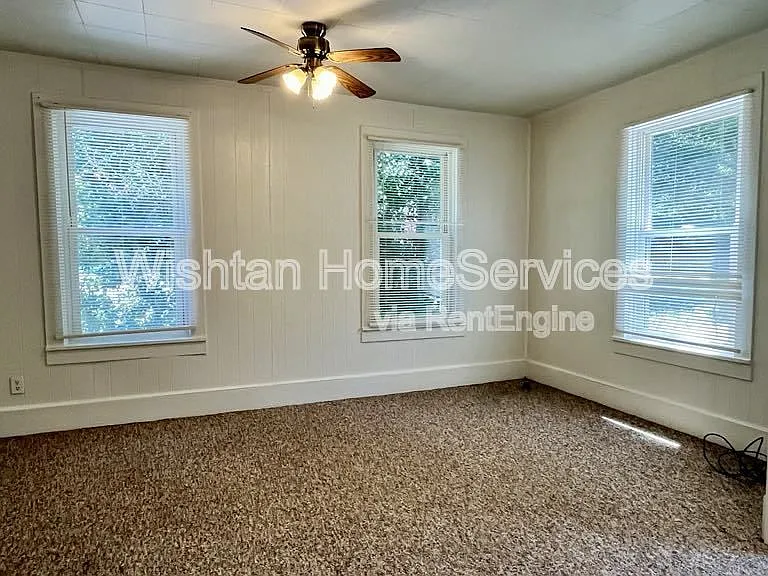 322 S Madison St #2 — Photo 8