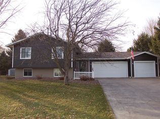 419 Fagstad St NE, Menomonie, WI 54751