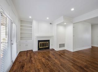 5105 Vandelia St #E, Dallas, TX 75235