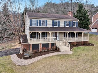 4406 Kings Court Dr, Roanoke, VA 24018