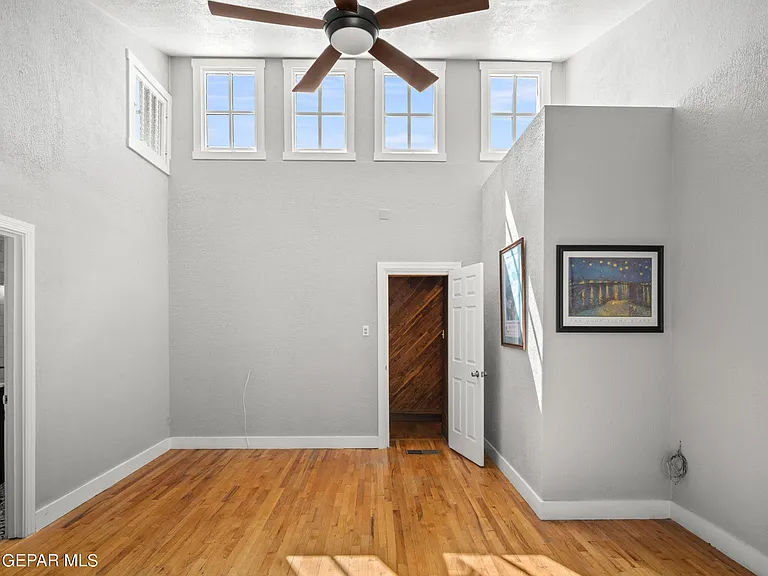 515 Gregory Ave — Photo 21