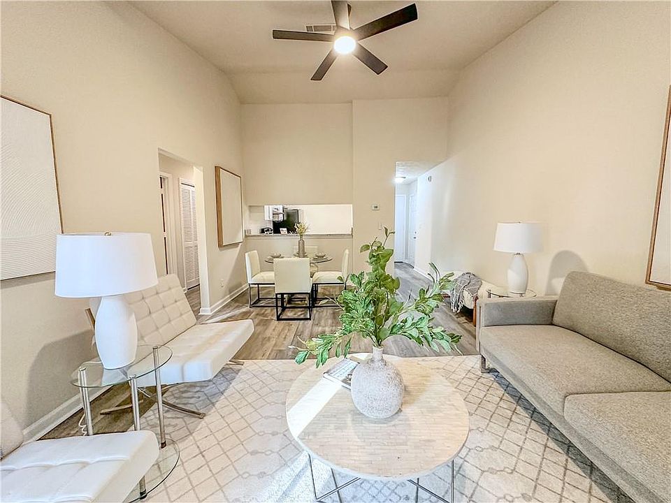 1st image of 382 Teal Ct