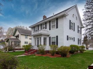 1534 N Broad St, Mankato, MN 56001
