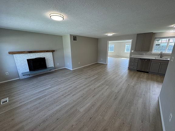 Entryway View