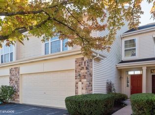 2368 Georgetown Cir, Aurora, IL 60503