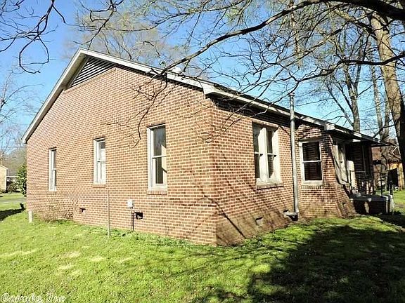 3rd image of 519 E Sullenberger Ave