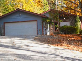 16121 Rattlesnake Rd, Grass Valley, CA 95945