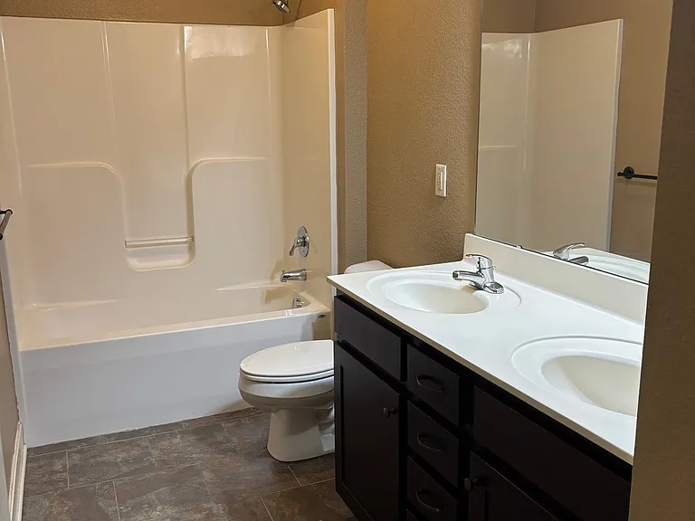 4341 NE 83rd St #1 — Photo 9