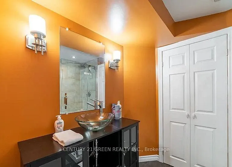 7 Swartz St — Photo 11
