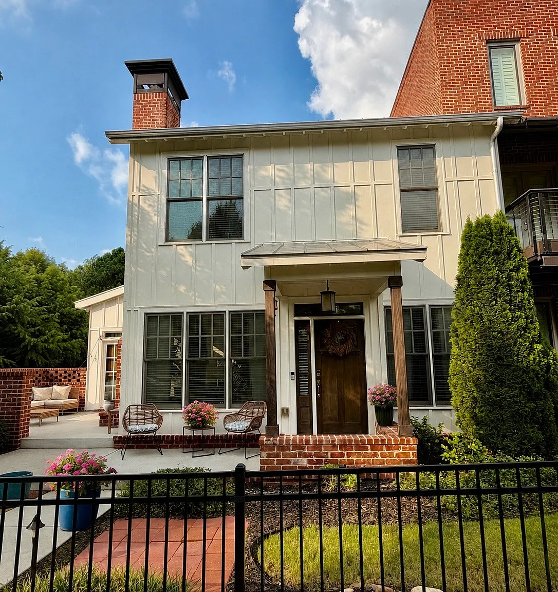 4 bed, 3.5 bath, 3100 sqft, $5,000 — Photo 1