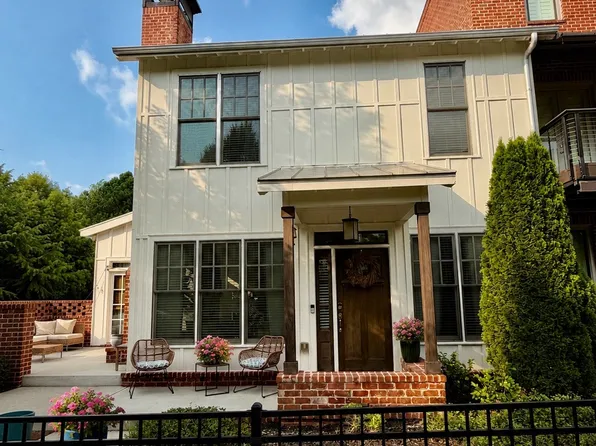 1922 Kings Cross NW, Atlanta, GA 30318