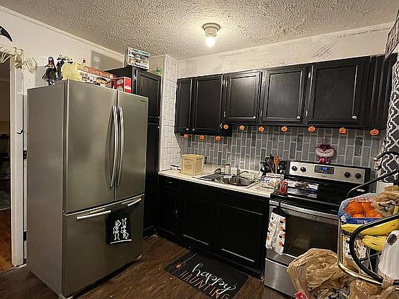 4th image of 219 W Southern Ave