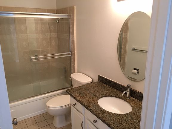 4th image of 145 Gardenside Dr