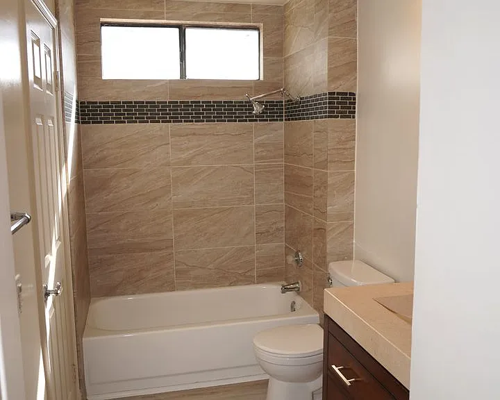 10386 Meadow Creek Dr — Photo 20