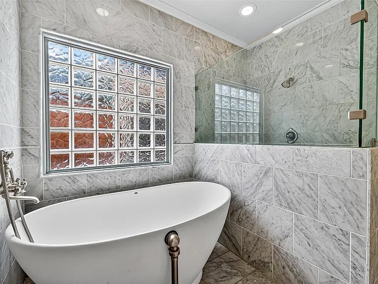 1803 Cottage Landing Ln — Photo 43