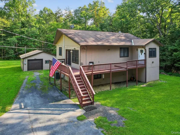 295 Lybolt Road, Middletown, NY 10941