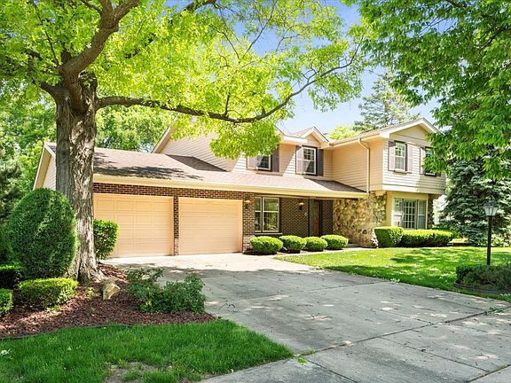 2nd image of 3834 Eastwind Ct