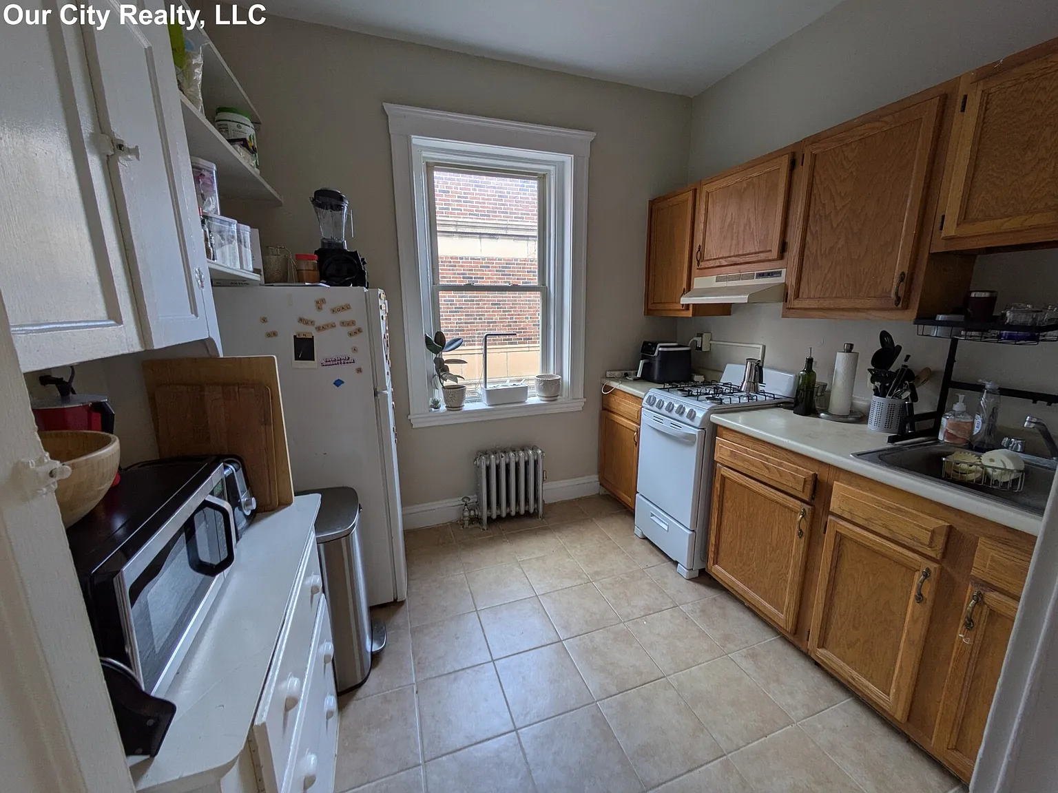 Studio, 999 sqft, $2,875 — Photo 3