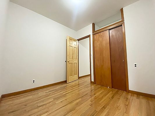 5th image of 146 E 98th St APT 23