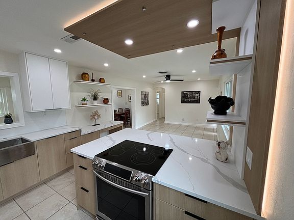 3rd image of 6211 13th Ave S