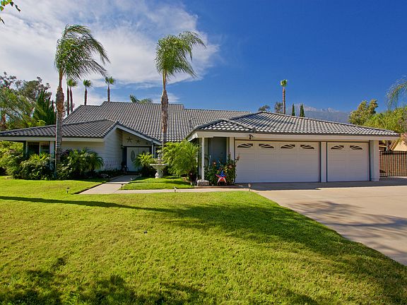 3rd image of 6014 Garnet St
