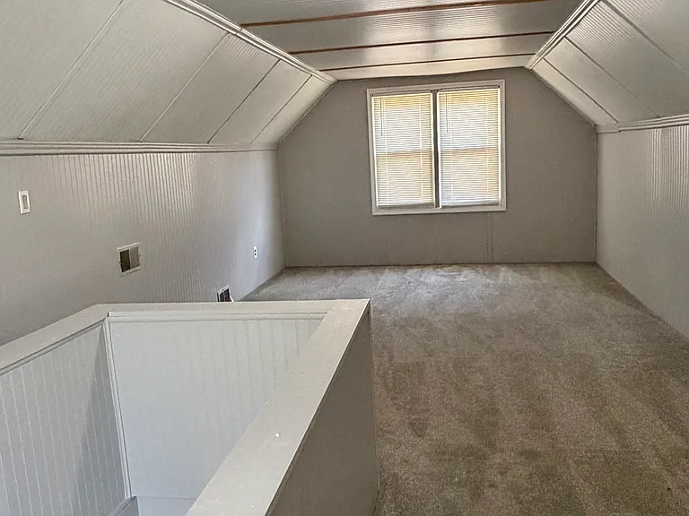 20451 Wexford St — Photo 8