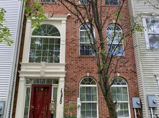 13420 Fountain Club Dr, Germantown, MD 20874