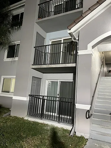 15422 SW 284th St Photo 1
