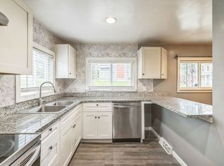 2318 Eccles St, Pittsburgh, PA 15210