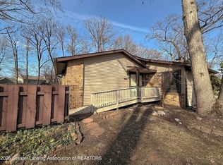 2551 Chatham Woods Dr SE, Grand Rapids, MI 49546