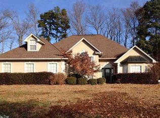 3322 Meadow Creek Dr, Bryant, AR 72022