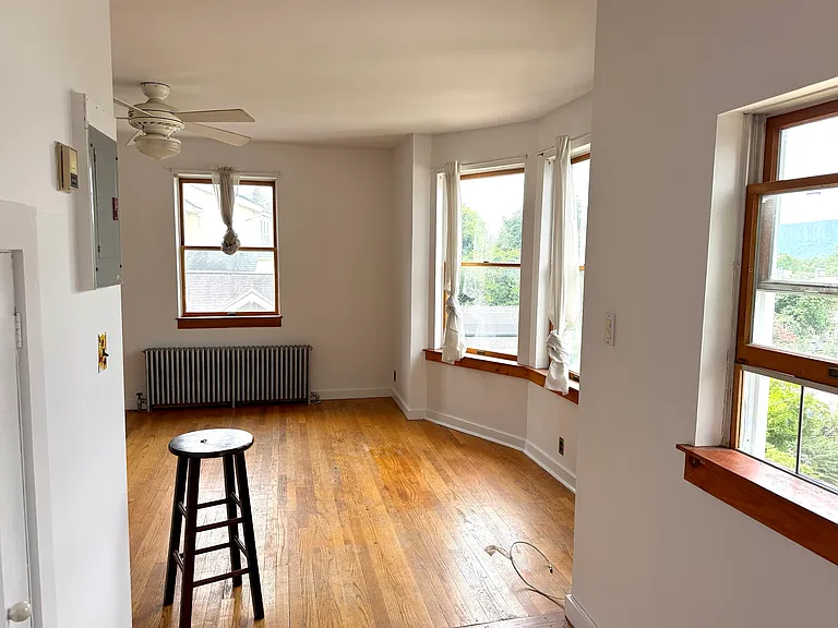 12 Villard Ave #2 — Photo 7