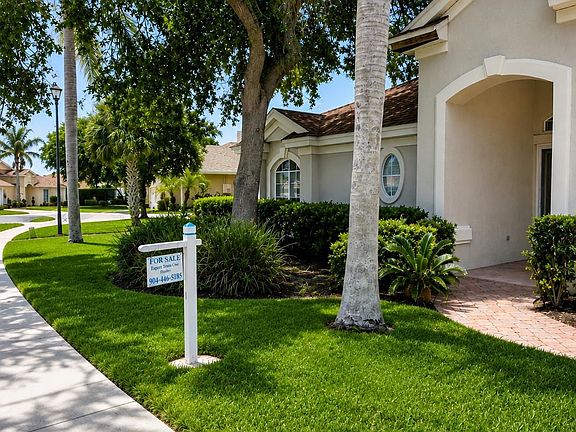 3rd image of 373 San Nicolas Way