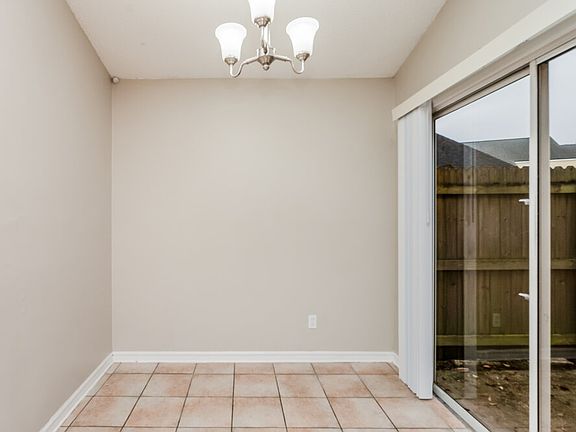 5th image of 212 Rapscallion Ct