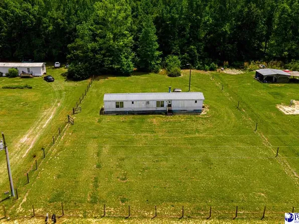 121 General Rd, Marion, SC 29571