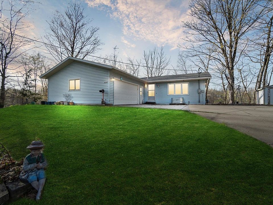 1st image of W6736 N Lakeshore Cir
