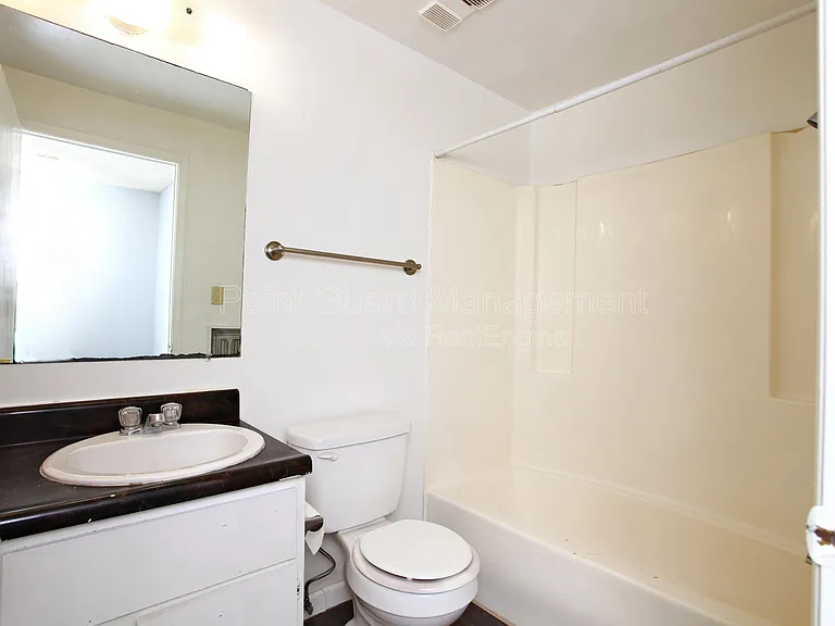 1226 S Longfellow St — Photo 12