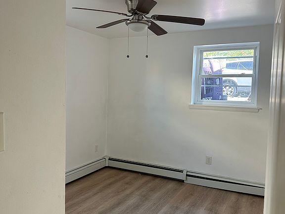 5th image of 171 Mead St APT 5