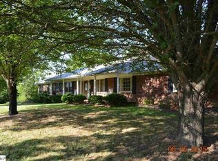 1710 Georgia Rd, Gray Court, SC 29645