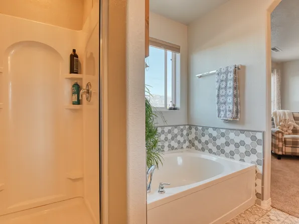 4011 Creek Legend Vw, Colorado Springs, CO 80911