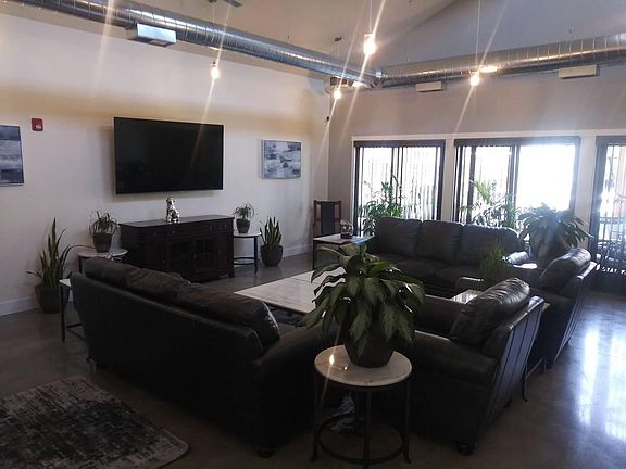 3rd image of 5500 NE Fourth Plain Blvd