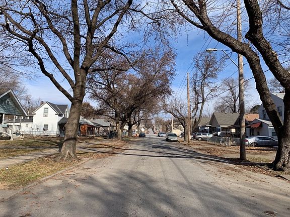 4th image of 321 Topping Ave