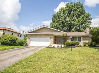 5622 Oakmont Dr, Columbus, OH 43232