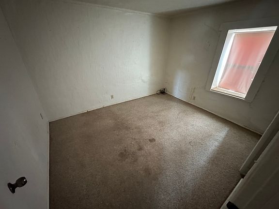 5th image of 7041 S Headley Ave