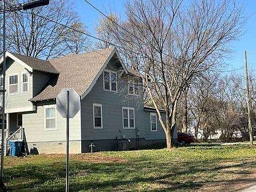2nd image of 601 Orner St