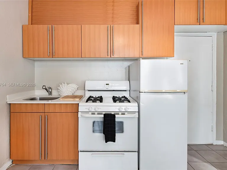 3710 Collins Ave #N-305 — Photo 7