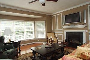 4th image of 5865 Salisbury Dr