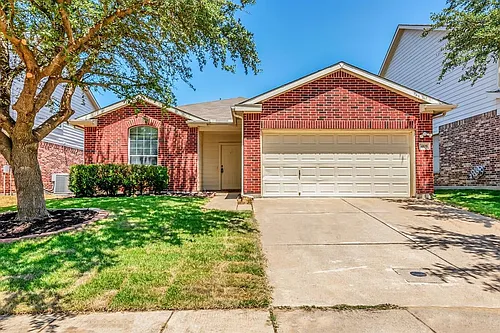 4105 Capstone Dr Photo 1